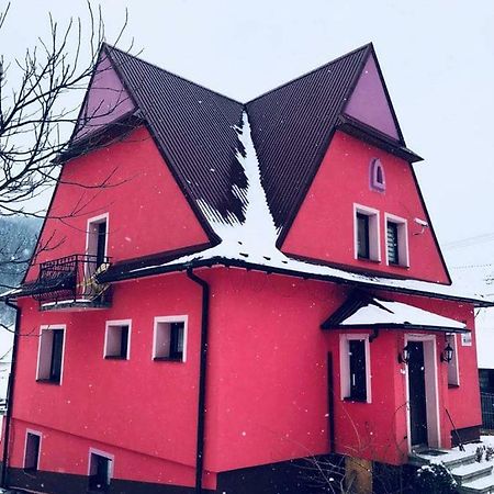 Malinowy Domek Mlynczyska Exterior photo